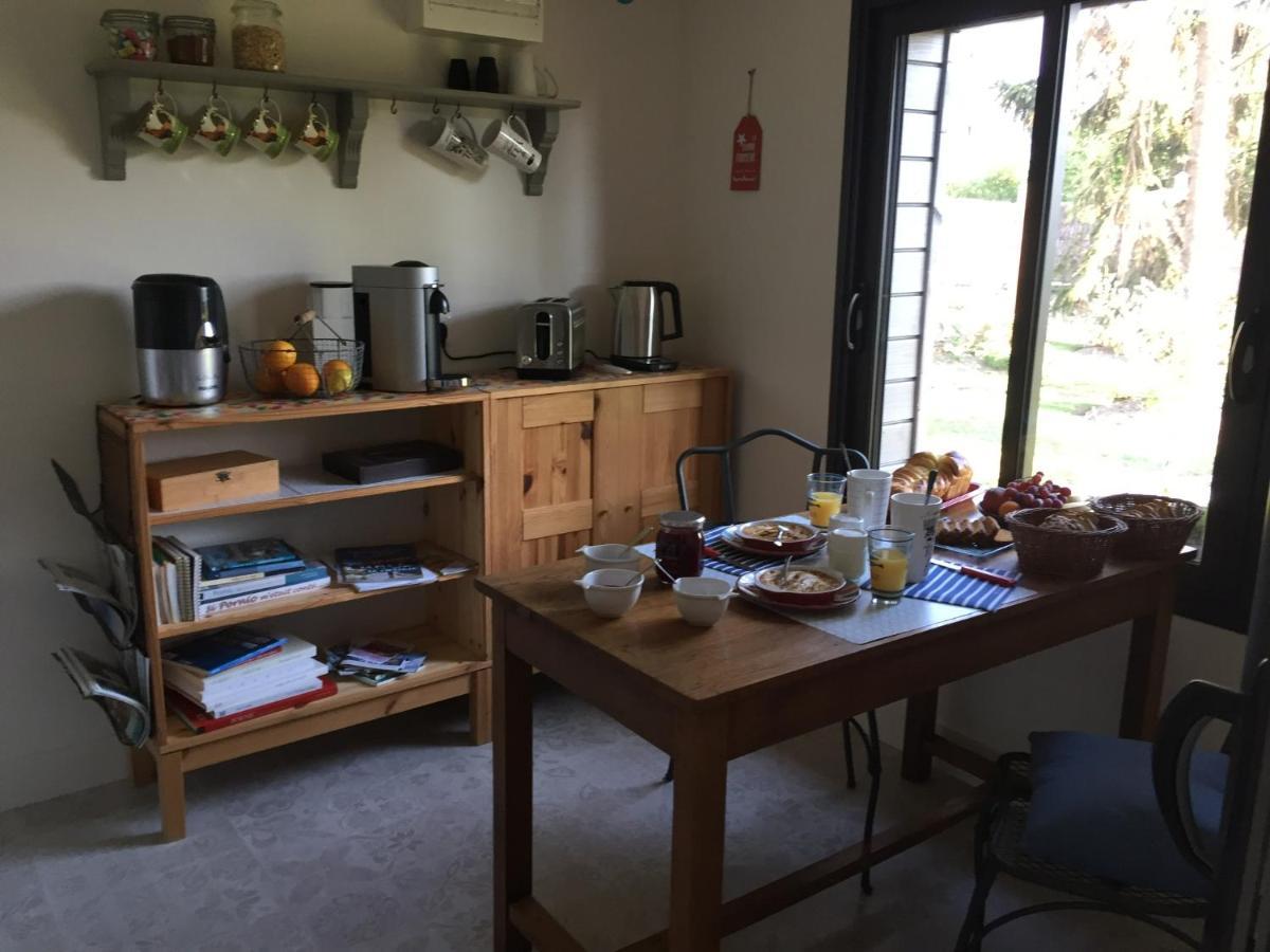 A La Birochere Chambre D Hotes Classee 3 Cles Et Accueil Velo Pornic Exterior foto